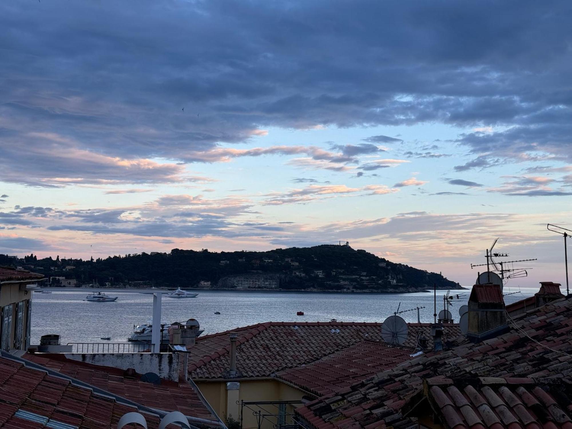 The Seaside Serenity - Calm & Charming Bay View Flat - Heart Of Villefranche Exterior foto